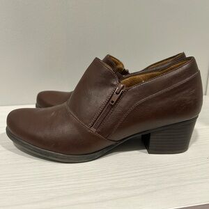 Natural Soul Dark Brown Ankle Booties